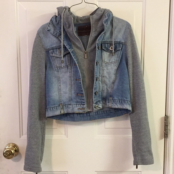 Ashley By 26 International Jackets & Blazers - Denim Crop Jacket